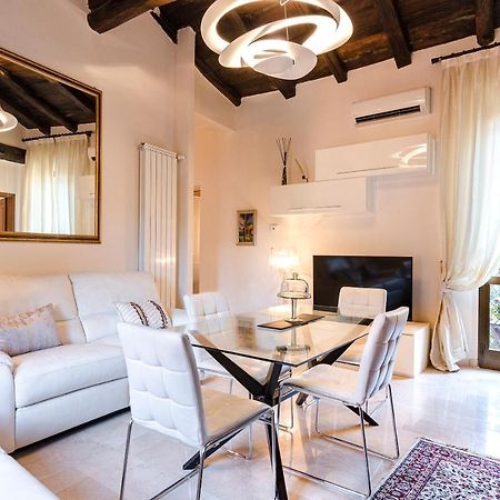 Begatto Apartment, Nel Cuore Del Centro Storico Болонья Экстерьер фото